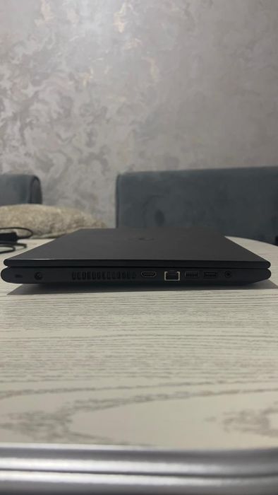 Dell Inspiron 15-3000 series (3878)