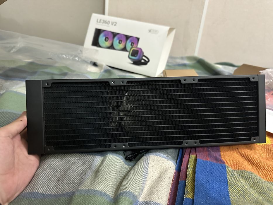 Водяное охлаждение Deepcool LE360 V2