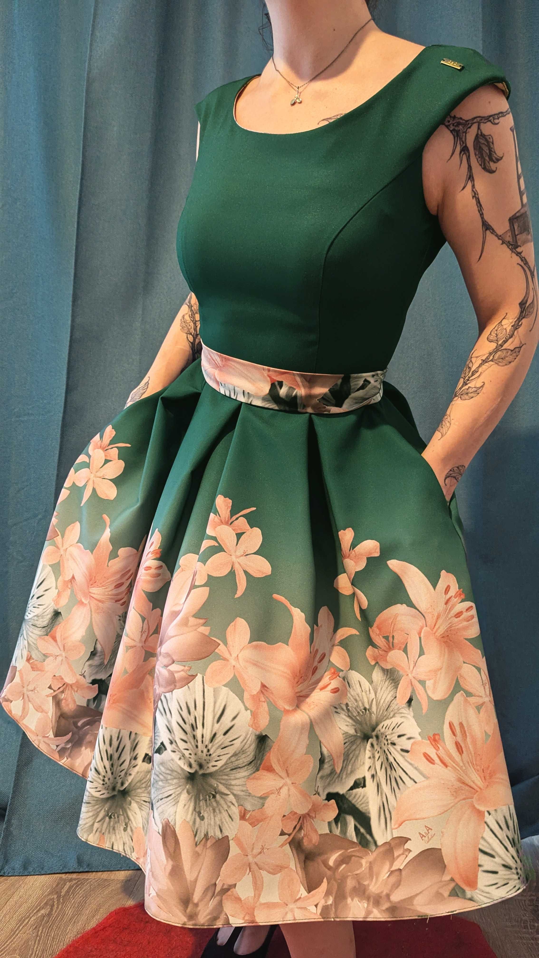 Rochie verde cu buzunare și cordon