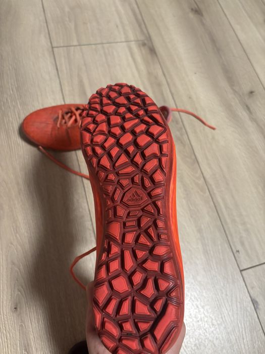 Стоножки за футбол на Adidas
