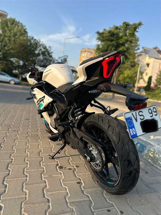 Vand CFMoto 300 SR ABS