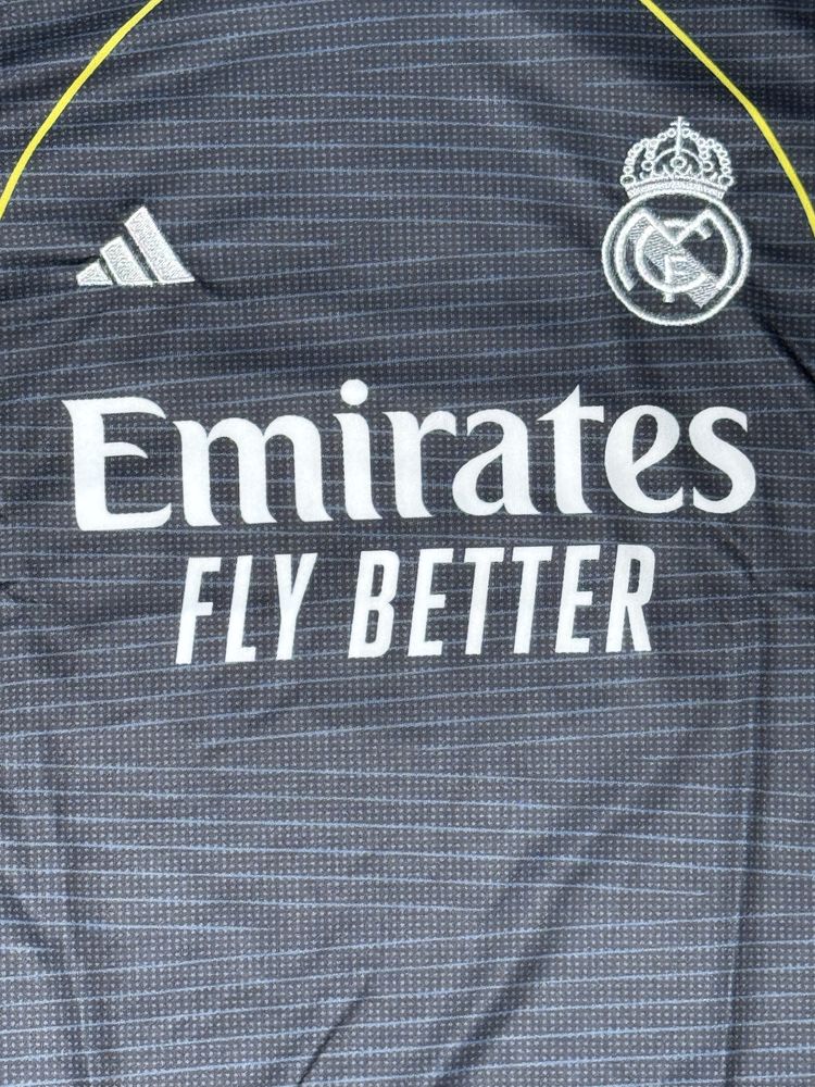 Compleu fotbal Real Madrid - Valverde (away 25-26)