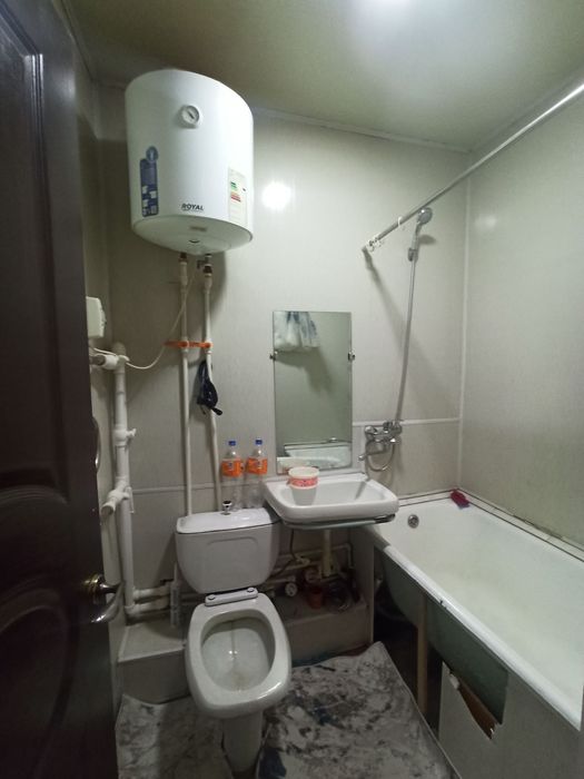 Чирчик шахар 
Октябр 
#1-хона 1-етаж 
квартира ижарага берилади 
На