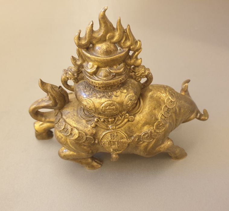 Feng shui Taur din bronz