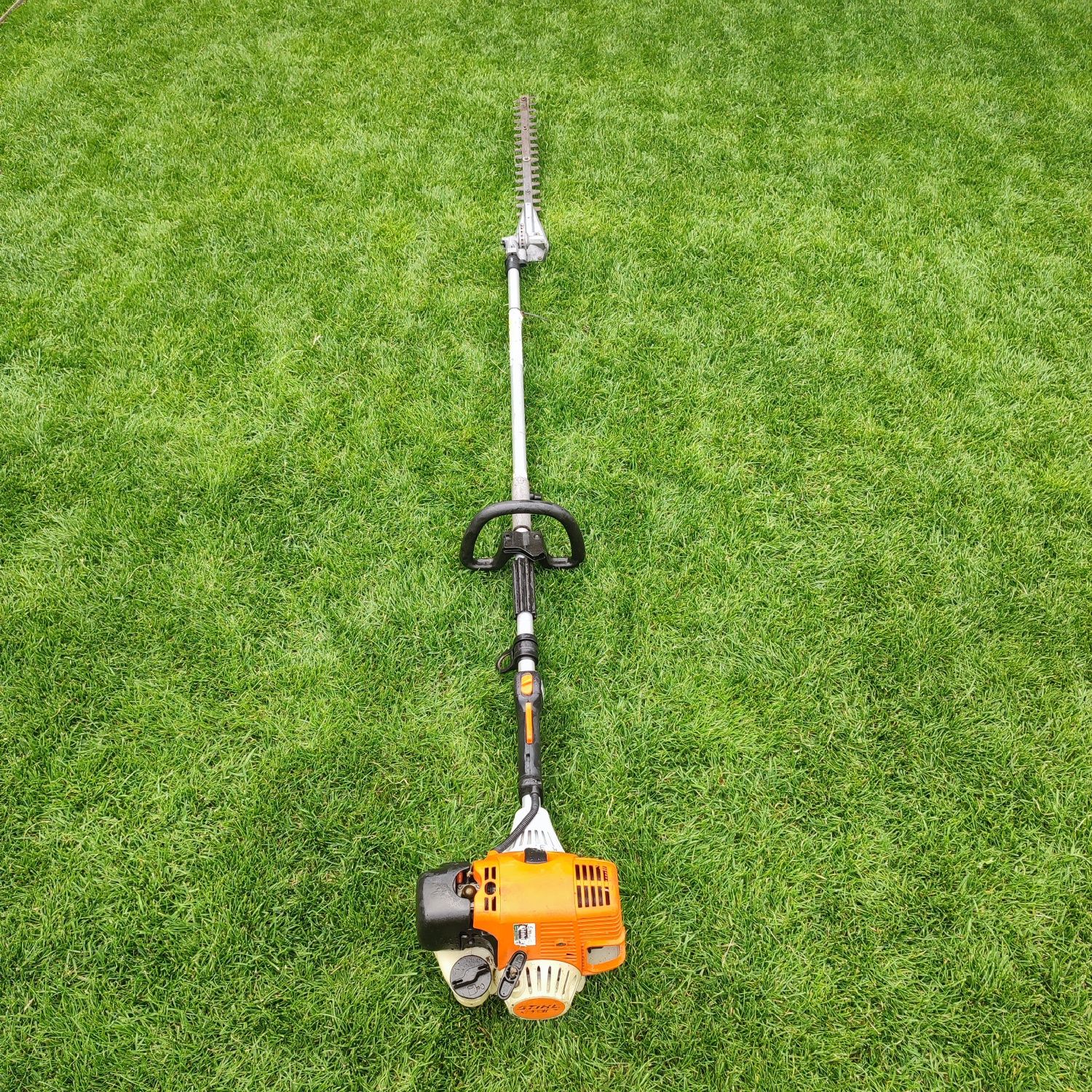 Stihl KM 130 foarfeca tuns tăiat gard viu