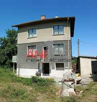 Къща в София, област-с.Хераково площ 180 цена 185000