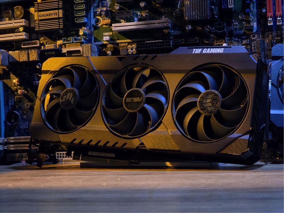 RTX 3070  ASUS tuf ideal