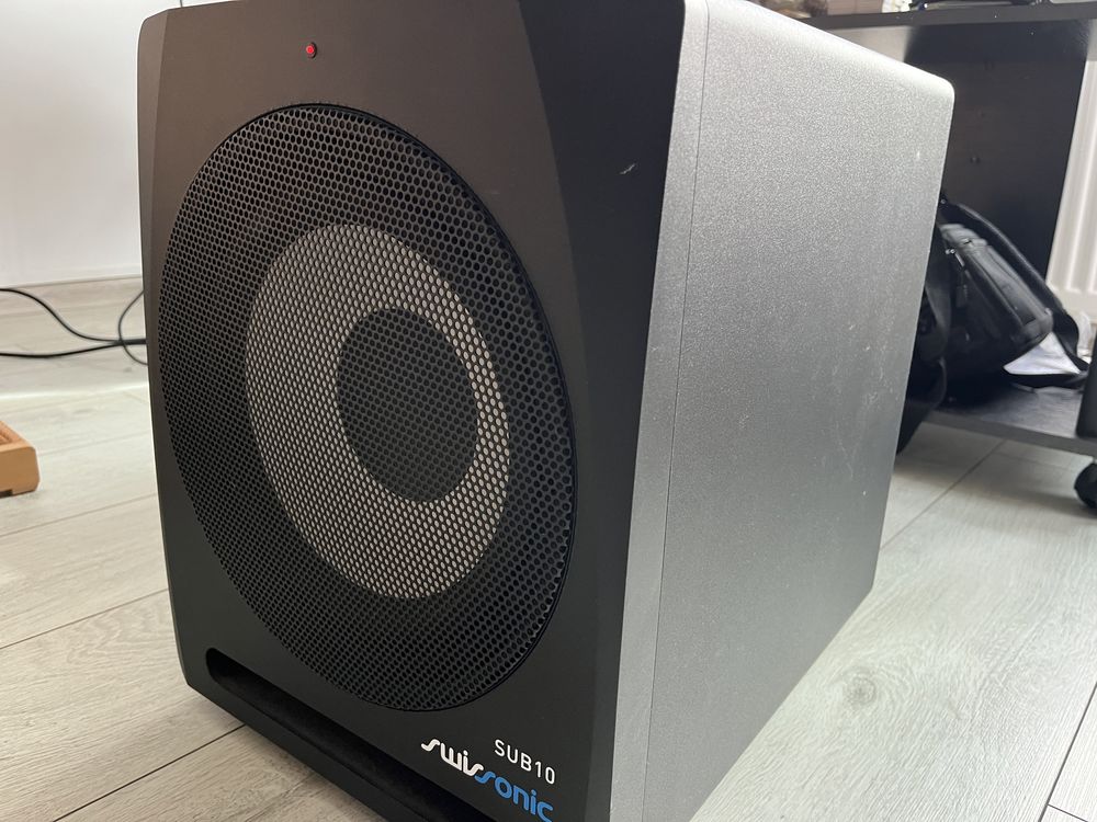 Vand subwoofer activ studio Swissonic Sub10