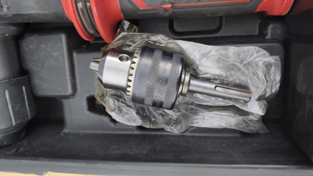 Перфоратор Skil 1500W