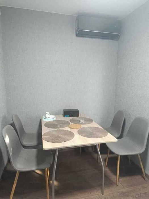 Дава се под наем Двустаен апартамент в София, Център - 56 кв.м за 407.49 € - Снимка #2