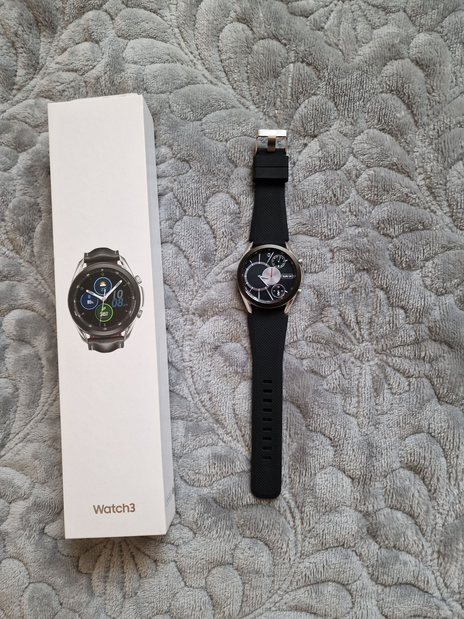 Продаю смарт часы Samsung Watch 3