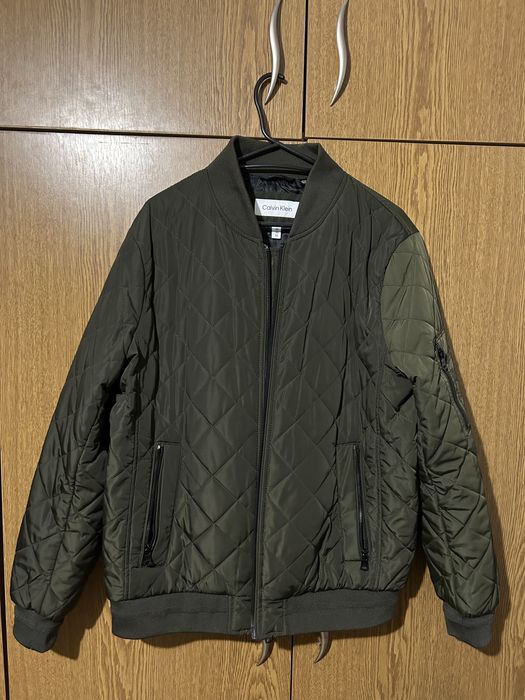 Geaca noua Calvin Klein