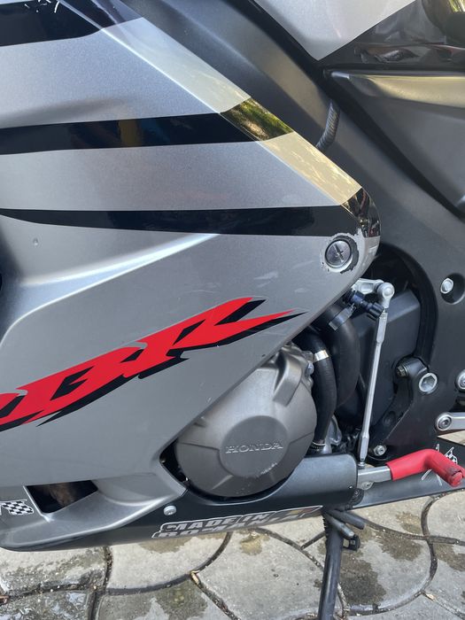 Vand / Schimb Honda CBR 600rr cu R1 BigBang