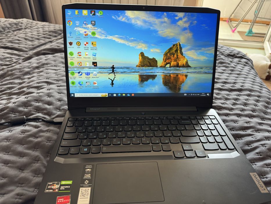Продаю Lenovo  IdeaPad Gaming 3  (модель 82EY)