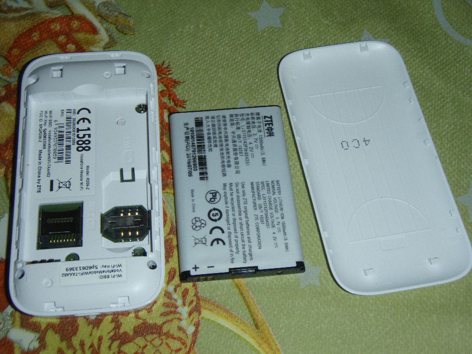 Router portabil 3G+ 42Mbps ZTE R209-Z, functional in orice retea