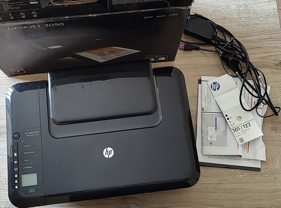 3в1 HP deskjet3050 принтер,копие,скенер