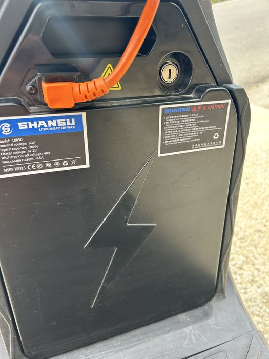 Scuter electric 1500W, baterie de 20Ah