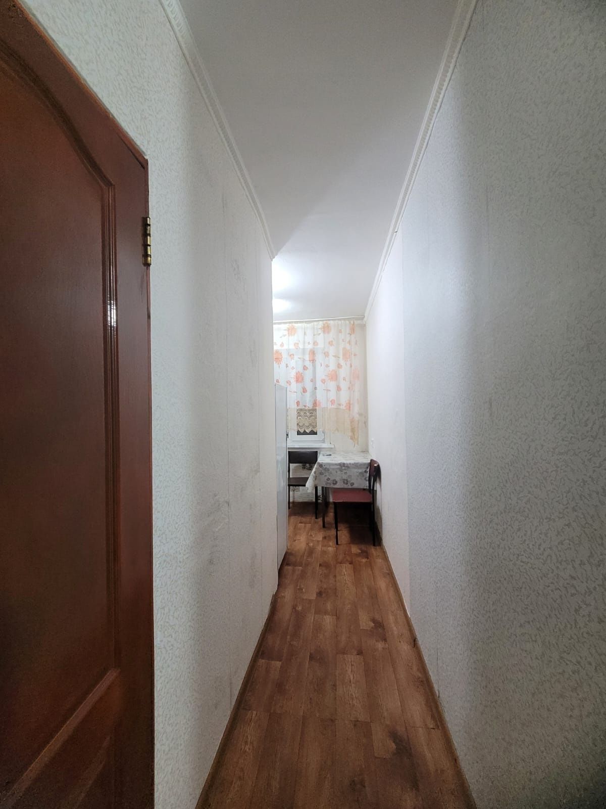 Продам 2 комн.квартиру на 1 микрорайоне