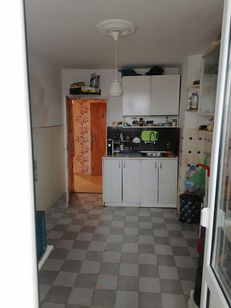 Продава се Двустаен апартамент в Разград, Лудогорие - 67 кв.м за 1256 €/кв.м - Снимка #17