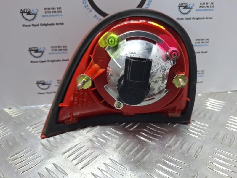 Stop haion / portbagaj dreapta Volkswagen Golf 5