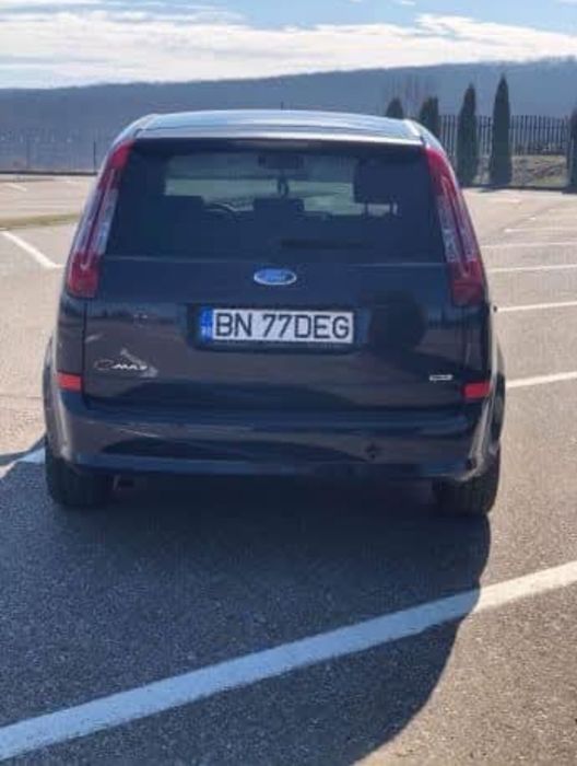 Vând Ford C-max 2009