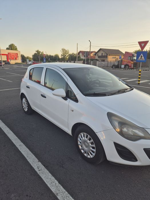 Opel Corsa D 1.2 benzina 85 CP