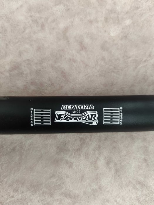 Кормило Renthal Fatbar 35