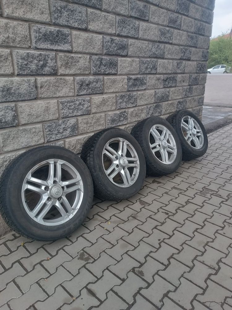 Продам диски с резиной 20диаметр