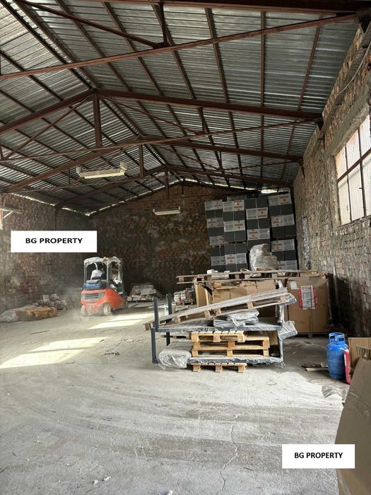 Хубав склад. Лесна локация