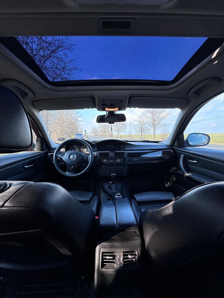 **BMW E90/Seria 3 LCI/2011**