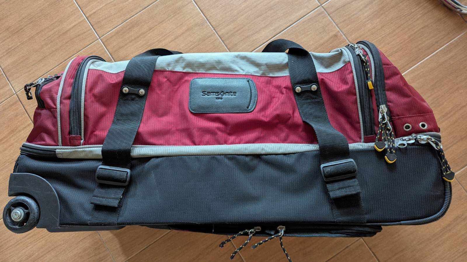 Куфар,  чанта , раница -Samsonite