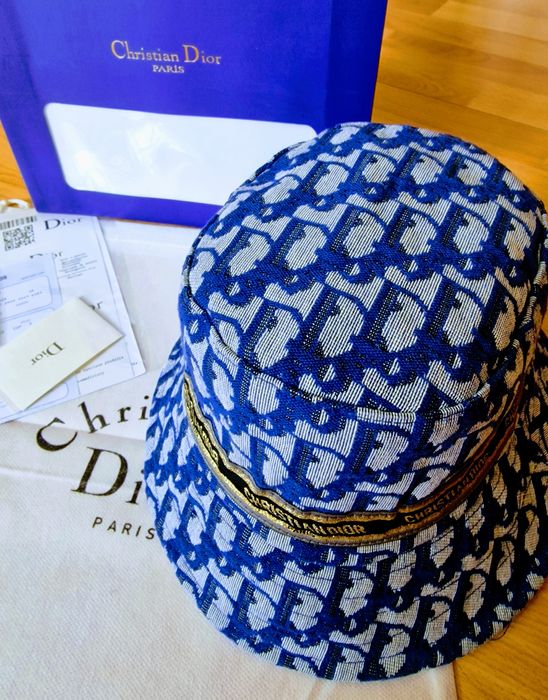 Palarie Christian Dior model unisex,mărime universala, saculet, etiche