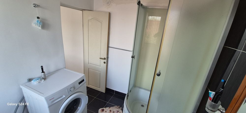 Apartament in casa cu etaj