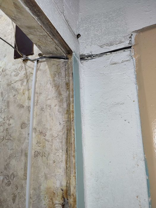 Дверь входная железная