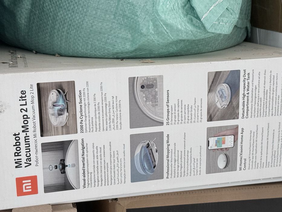 Пылесос в отличном состоянии .