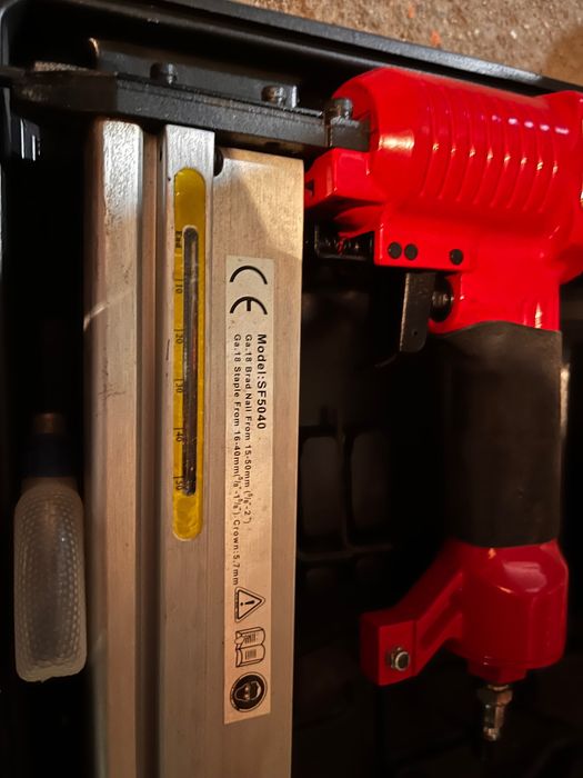 Пневматичен такер SF5040 комБиниран