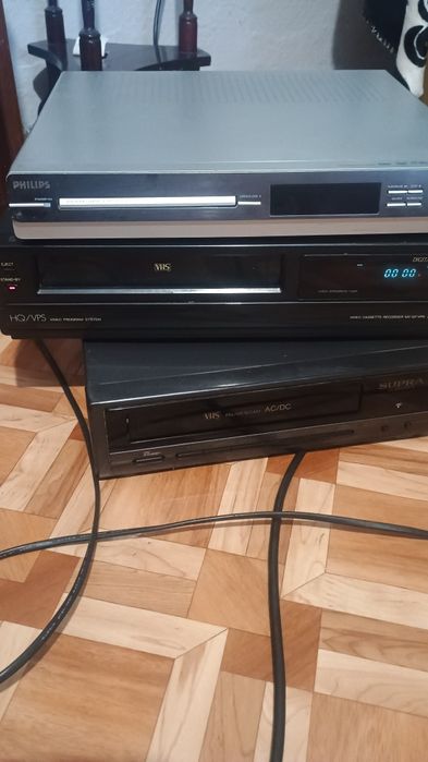 Продават се видия работещи