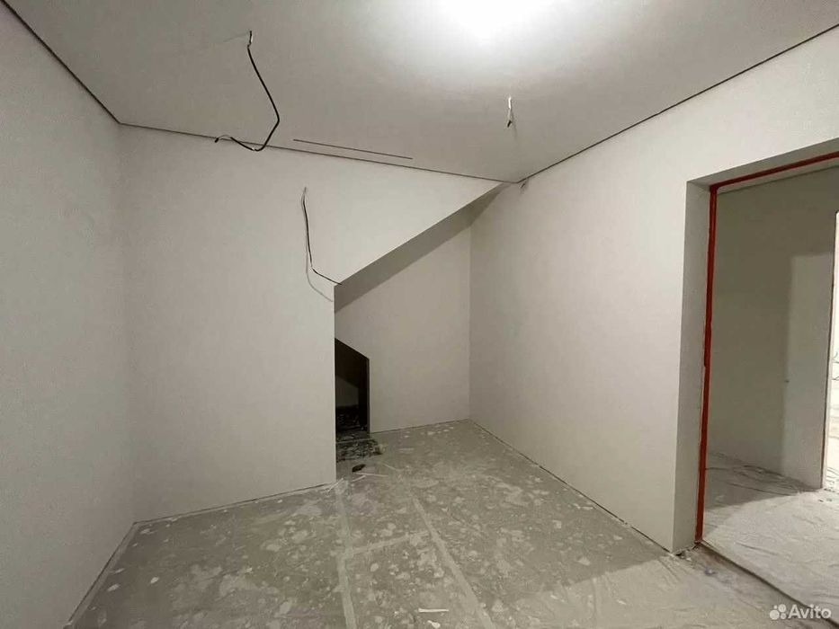 Штукатурка,стяжка,сувок,откосы,гишт,малярка,кафельщик,гипсокартон,обои