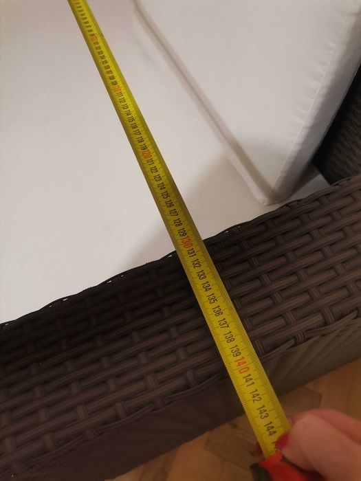 Нов ратанов диван