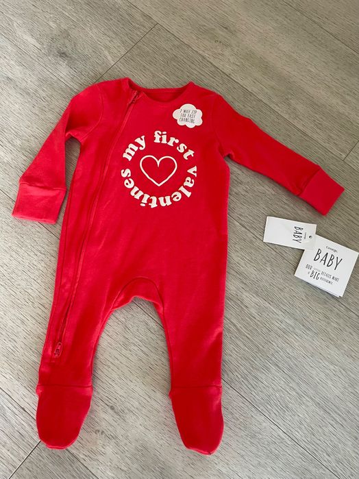 НОВ ромпър за първи Свети Валентин на марка GEORGE