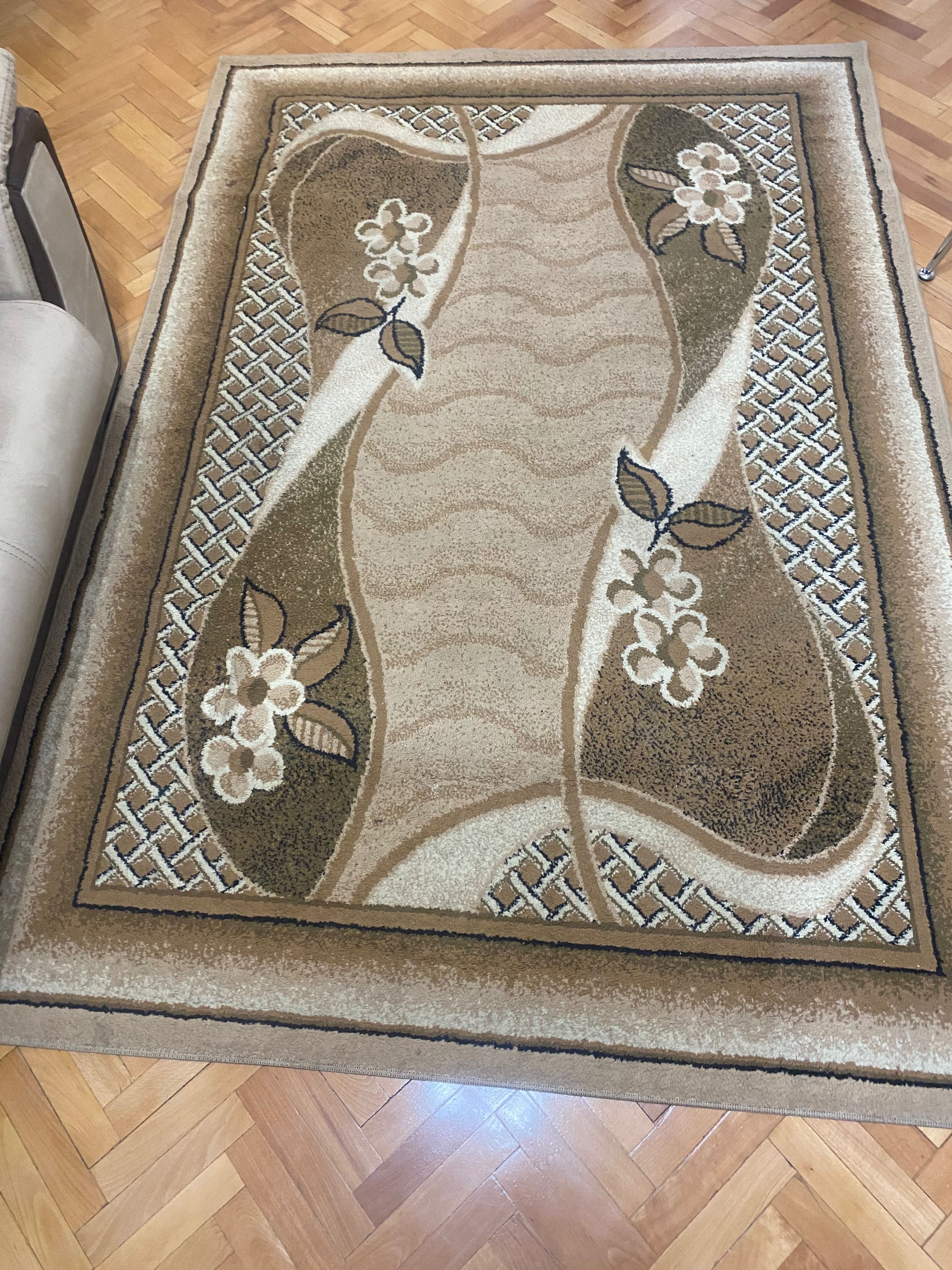 Продавам килим 230/160см