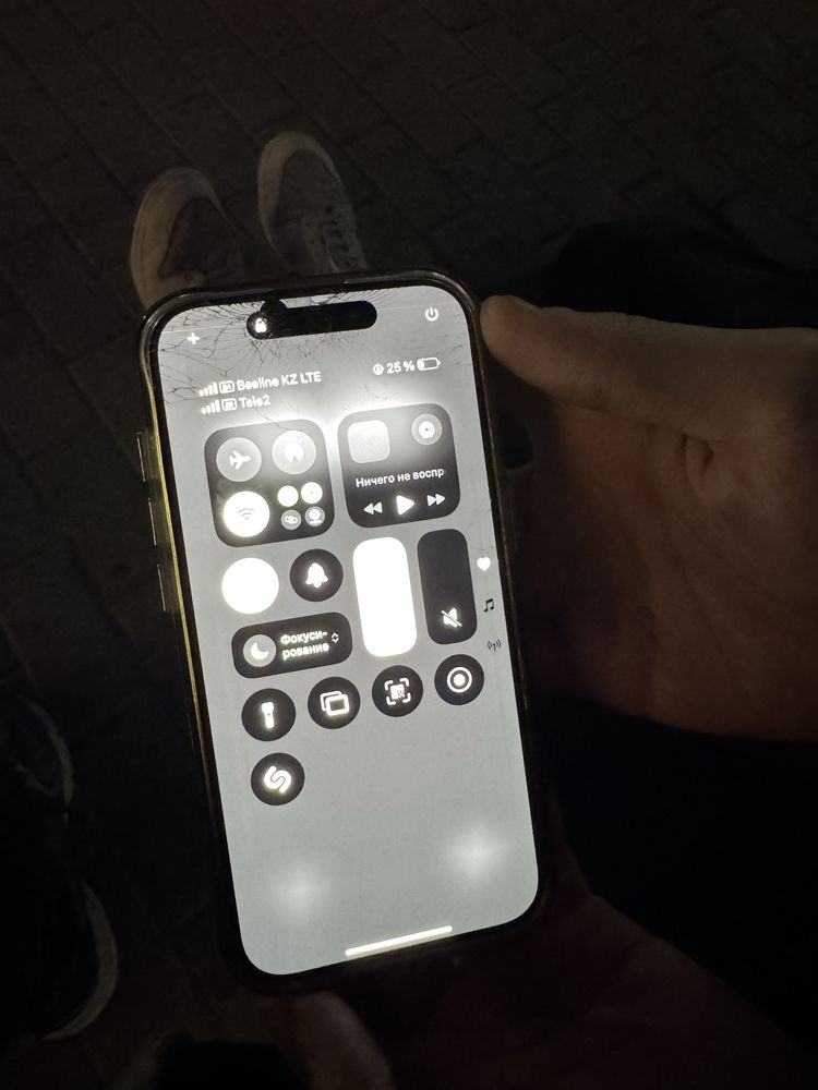 Iphone 15 pro 128gb 81 акб Дисплей не работает без изображение