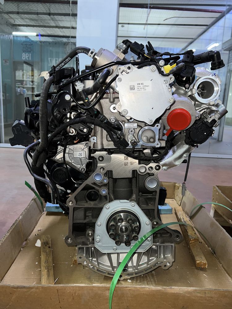 Двигатель CHHB 2.0 tsi Оригинал Skoda Passat