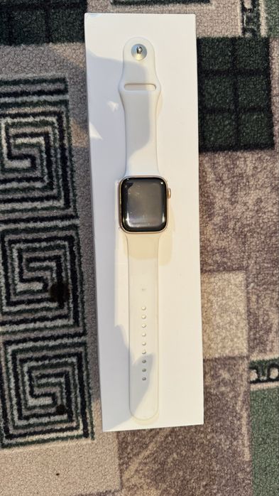 Apple watch в очень хорошем состоянии
