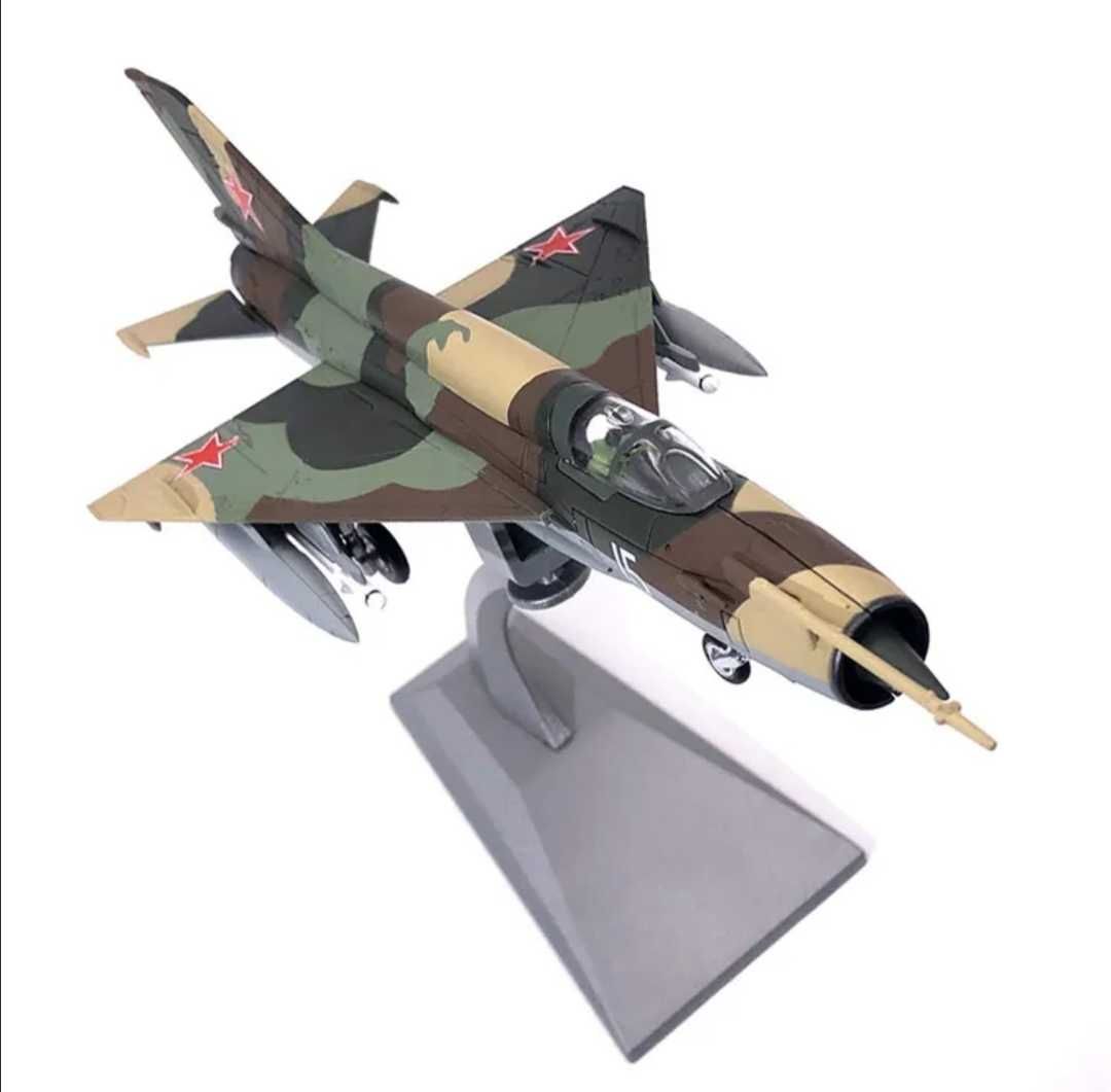 Macheta avion Soviet Air Force Fighter Mig-21 / metal / scala: 1:72