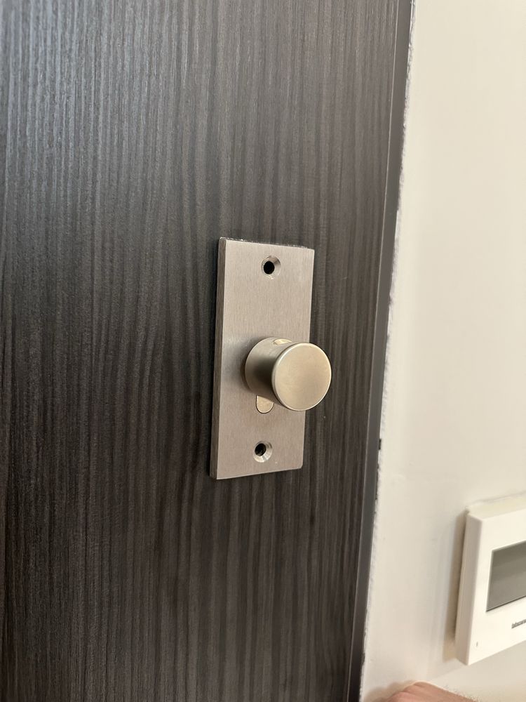 Vand accesorii pentru usa Porta Doors