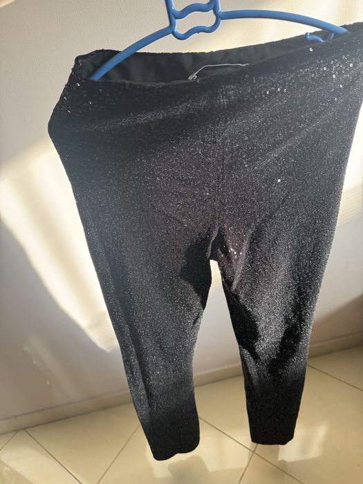 Черен панталон с пайети