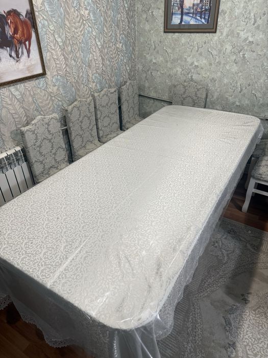 Продам обеденный Стол с стульями