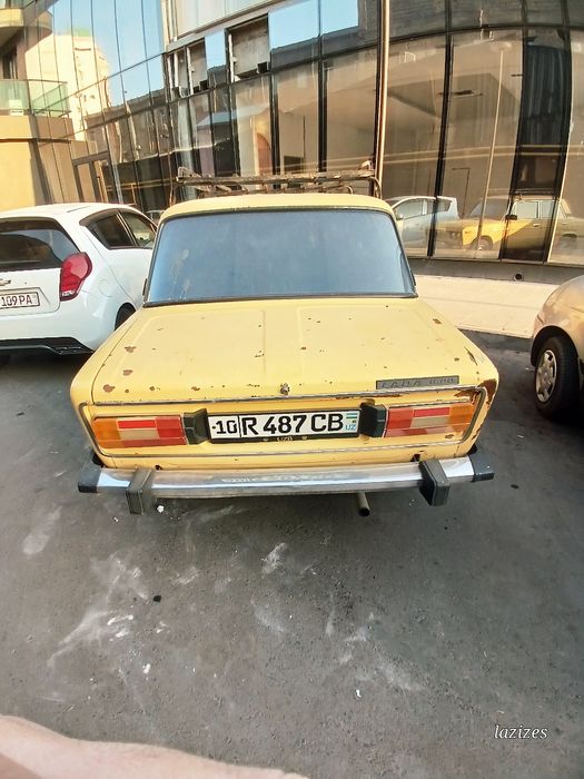 Vaz 2106 sotladi 1982 yil  narxi 1.500 $