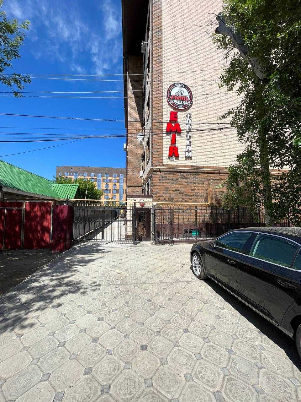 Продается коммерческое помещение-246,6 кв м Центр города